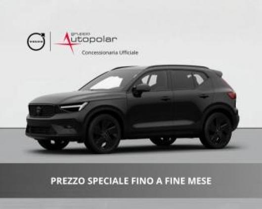 nuovo VOLVO XC40