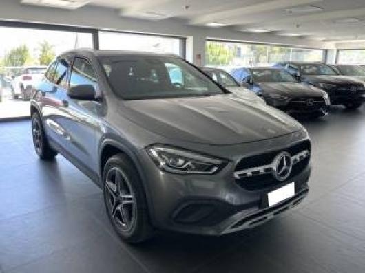 usato MERCEDES GLA 200