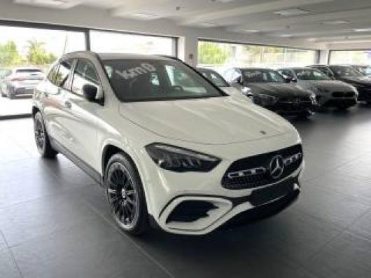 Km 0 MERCEDES GLA 200