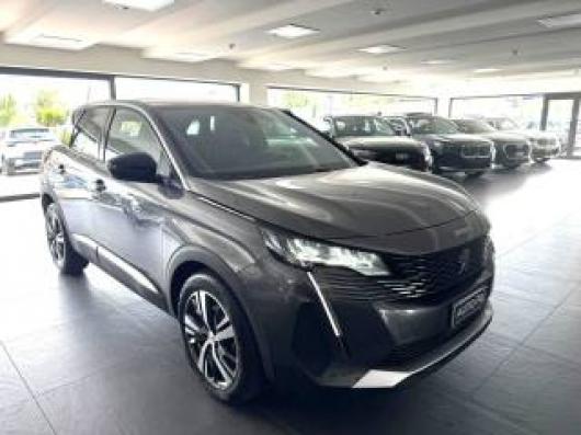 usato PEUGEOT 3008