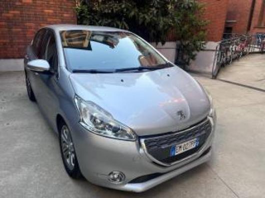 usato PEUGEOT 208