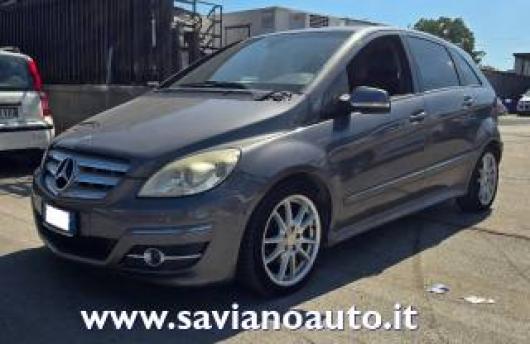 usato MERCEDES B 200