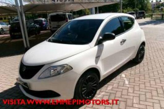 usato LANCIA Ypsilon