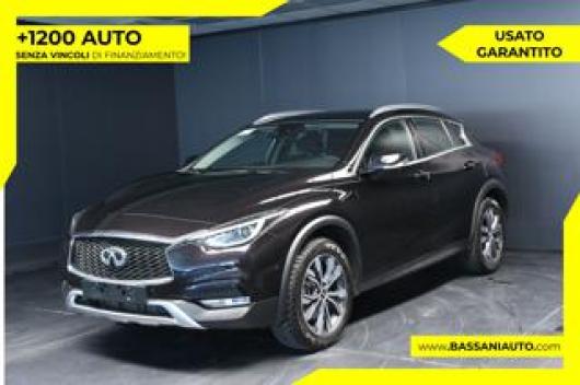QX30