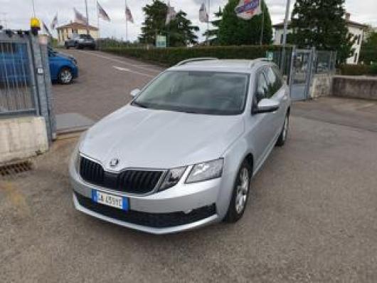 usato SKODA Octavia