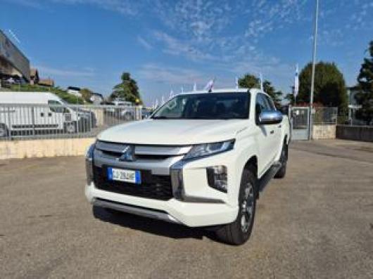usato MITSUBISHI L200