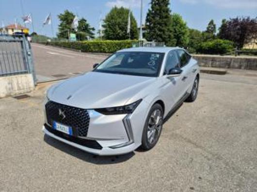 DS 4