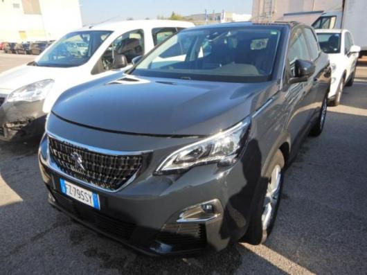 usato PEUGEOT 3008