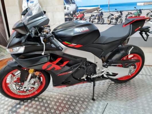 RSV 1000 R