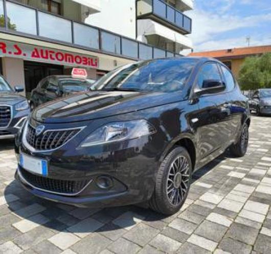 usato LANCIA Ypsilon