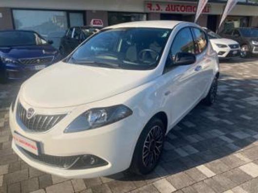 usato LANCIA Ypsilon