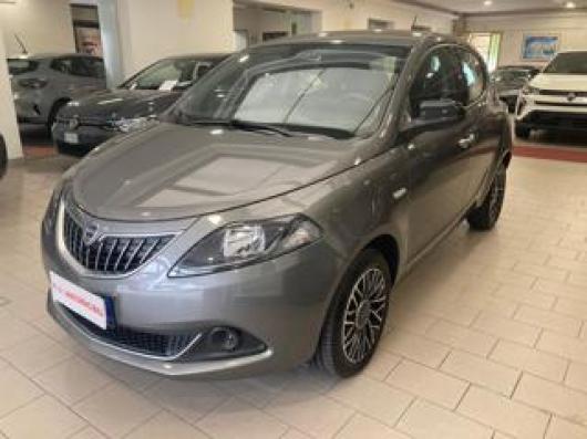 usato LANCIA Ypsilon