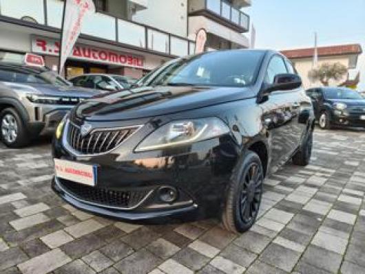 usato LANCIA Ypsilon