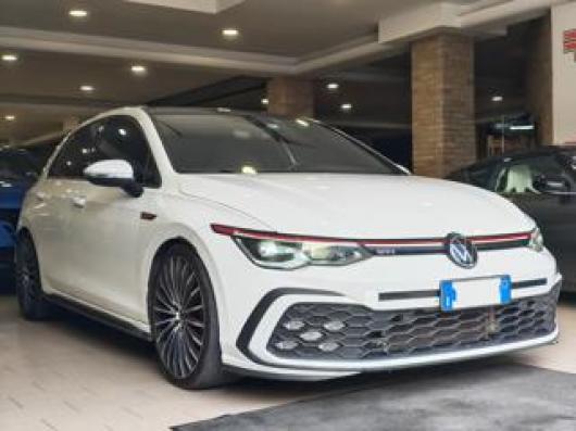 usato VOLKSWAGEN Golf