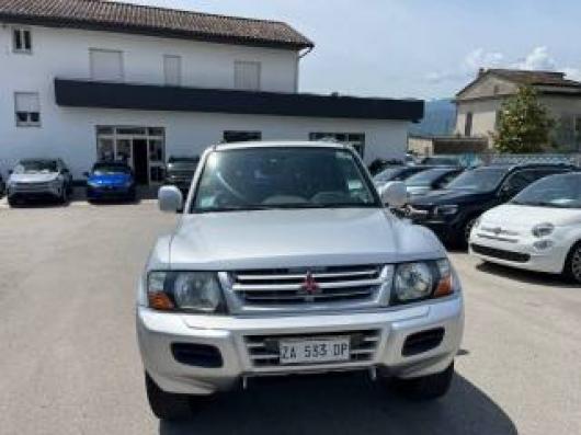 usato MITSUBISHI Pajero