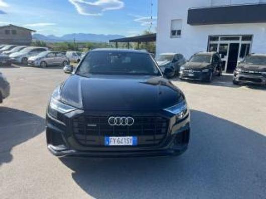 usato AUDI Q8
