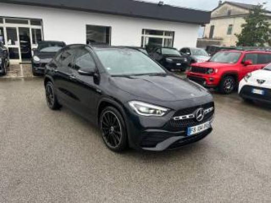 usato MERCEDES GLA 200