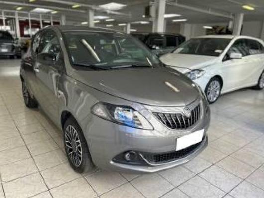 usato LANCIA Ypsilon