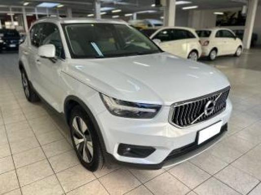 usato VOLVO XC40