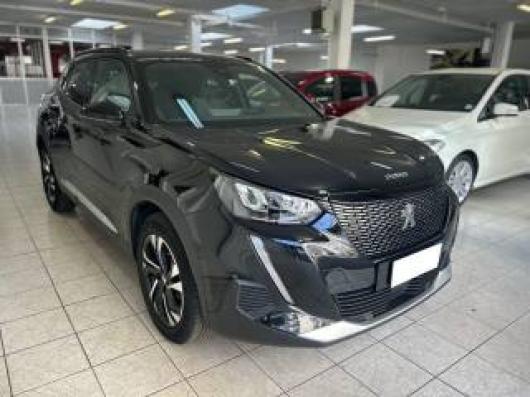 usato PEUGEOT 2008