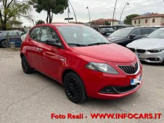 usato LANCIA Ypsilon