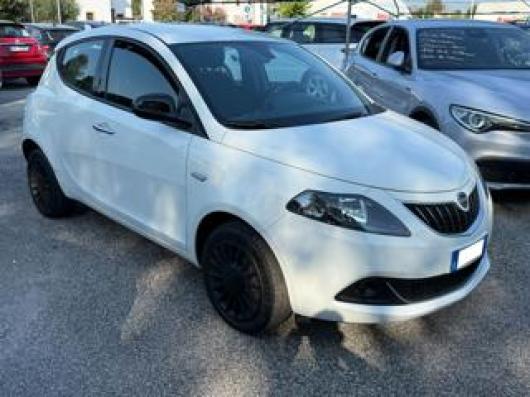 usato LANCIA Ypsilon