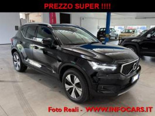 usato VOLVO XC40