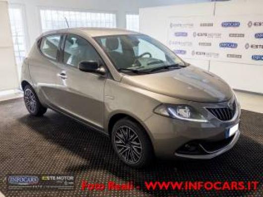 usato LANCIA Ypsilon
