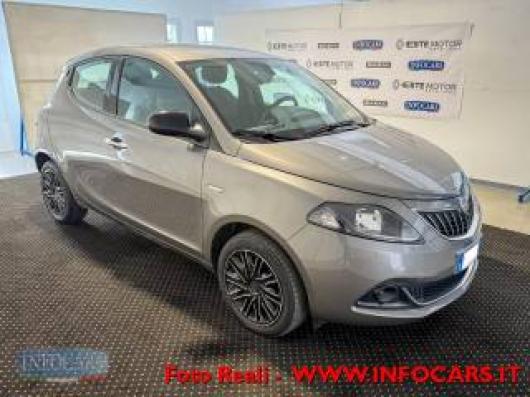 usato LANCIA Ypsilon