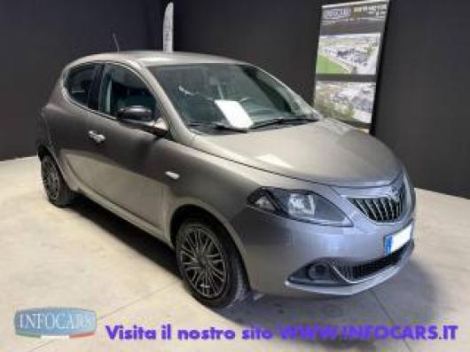 usato LANCIA Ypsilon