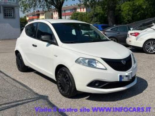 usato LANCIA Ypsilon