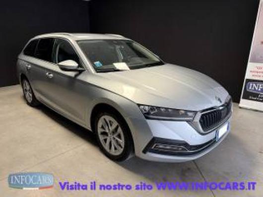 usato SKODA Octavia