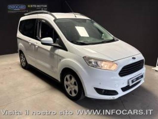 usato FORD Tourneo Courier