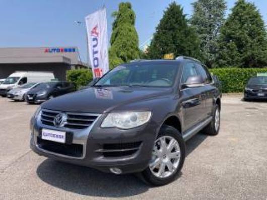 usato VOLKSWAGEN Touareg