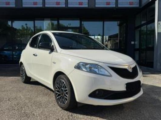 usato LANCIA Ypsilon