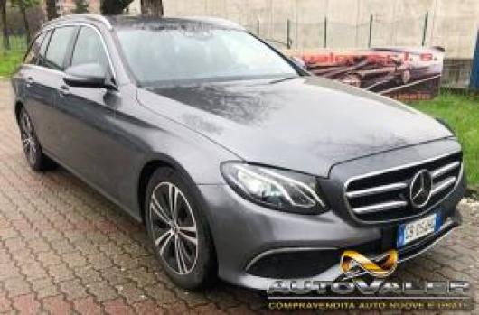 usato MERCEDES E 200