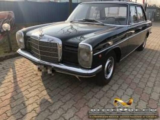 usato MERCEDES 230