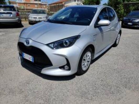 Yaris