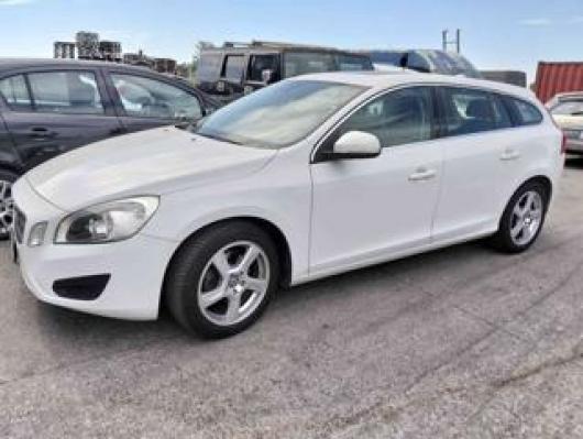 V40