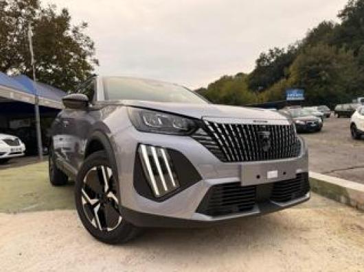 nuovo PEUGEOT 2008