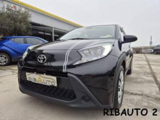 usato TOYOTA Aygo X