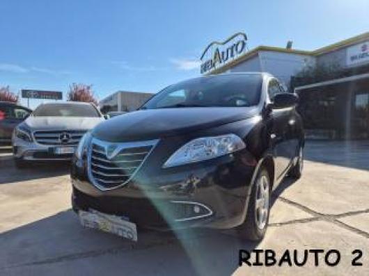 usato LANCIA Ypsilon