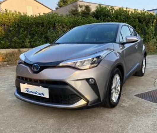 usato TOYOTA C HR