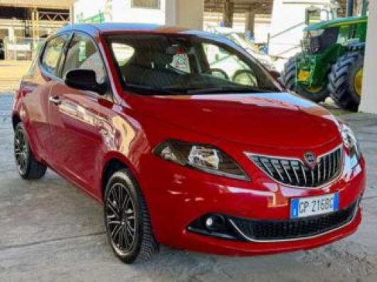 usato LANCIA Ypsilon