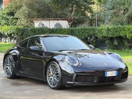 911