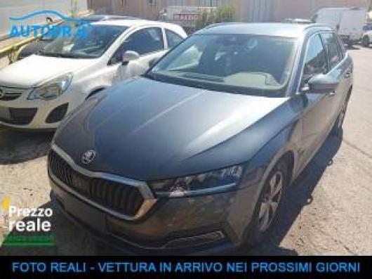 usato SKODA Octavia