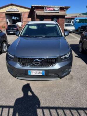 usato VOLVO XC40