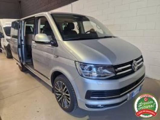 usato VOLKSWAGEN Caravelle