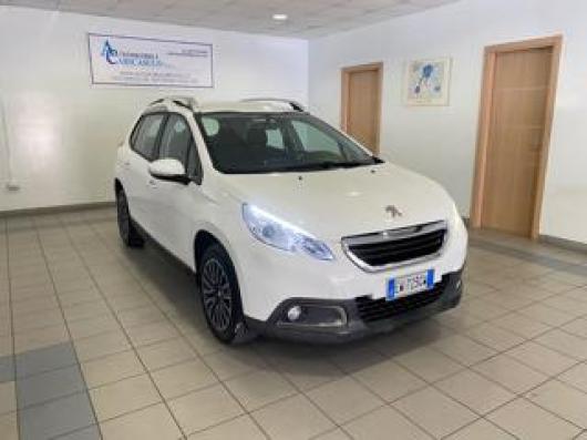 usato PEUGEOT 2008