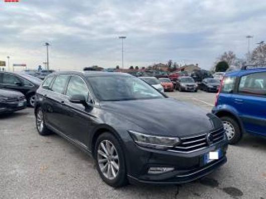 usato VOLKSWAGEN Passat Variant